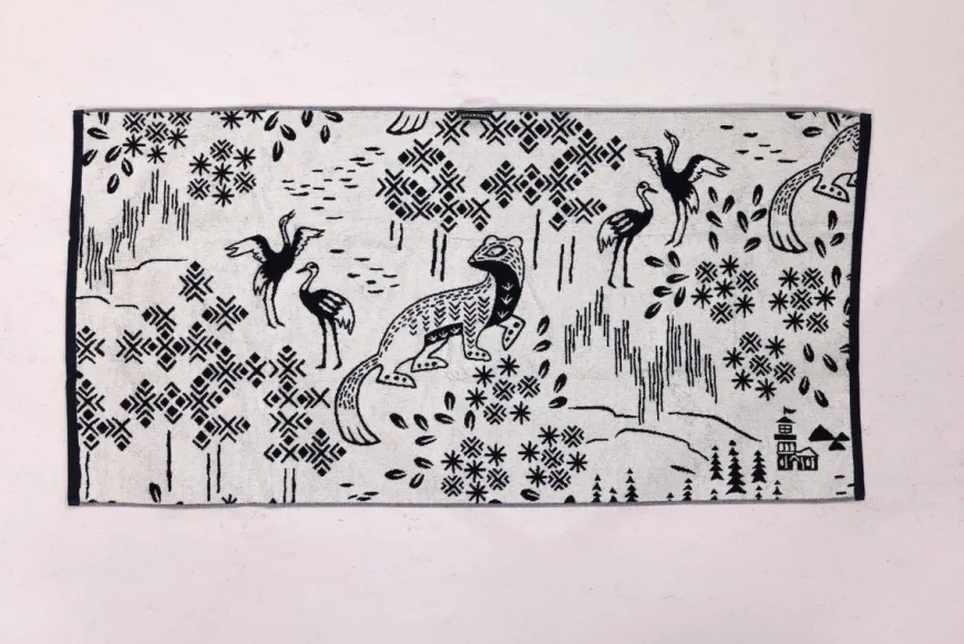 KYLPYpyyhe (Pohjoisen kutsu musta / luonnonvalkoinen)